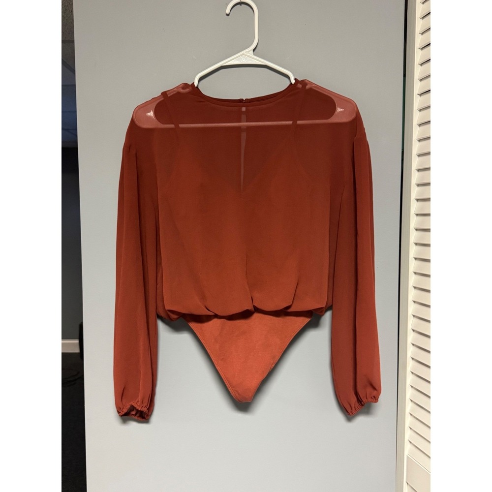 Wilfred‎ Aritzia Sheer Long Sleeve Bodysuit Chiffon Keyhole Back Rust Orange XS